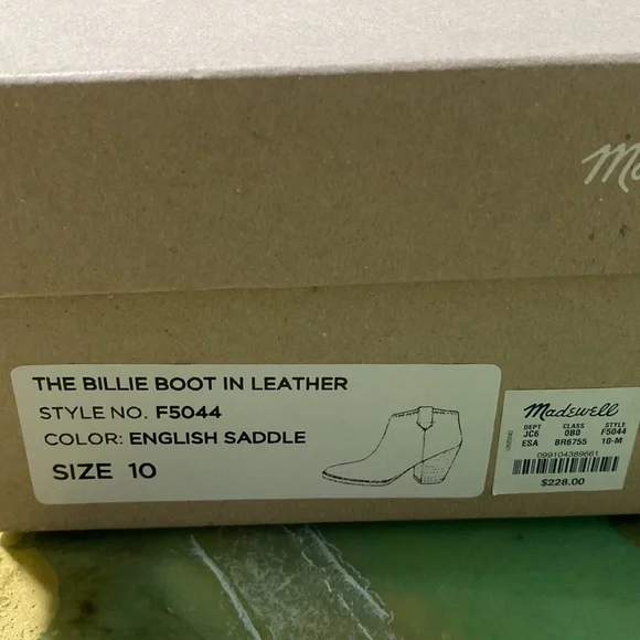Madewell “The Billie Boot in Leather” English Saddle Color - Picture 11 of 11